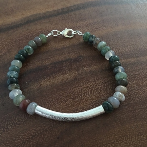 Handcrafted Green silver fancy jasper wired and lobster clasp beaded bracelet - Picture 2 of 8